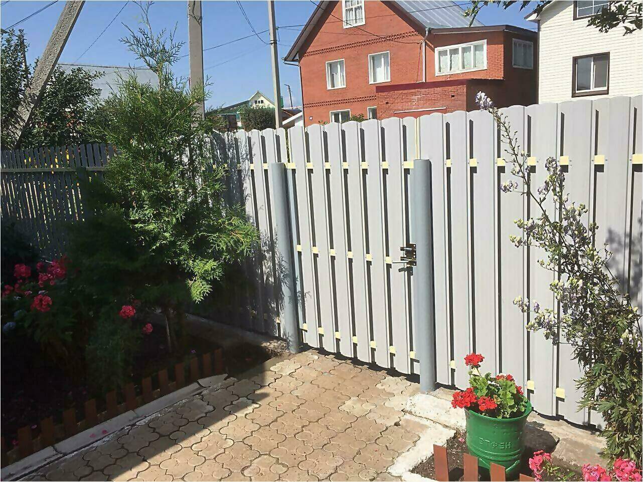 Забор из штакетника 65м фото4 в Новороссийске