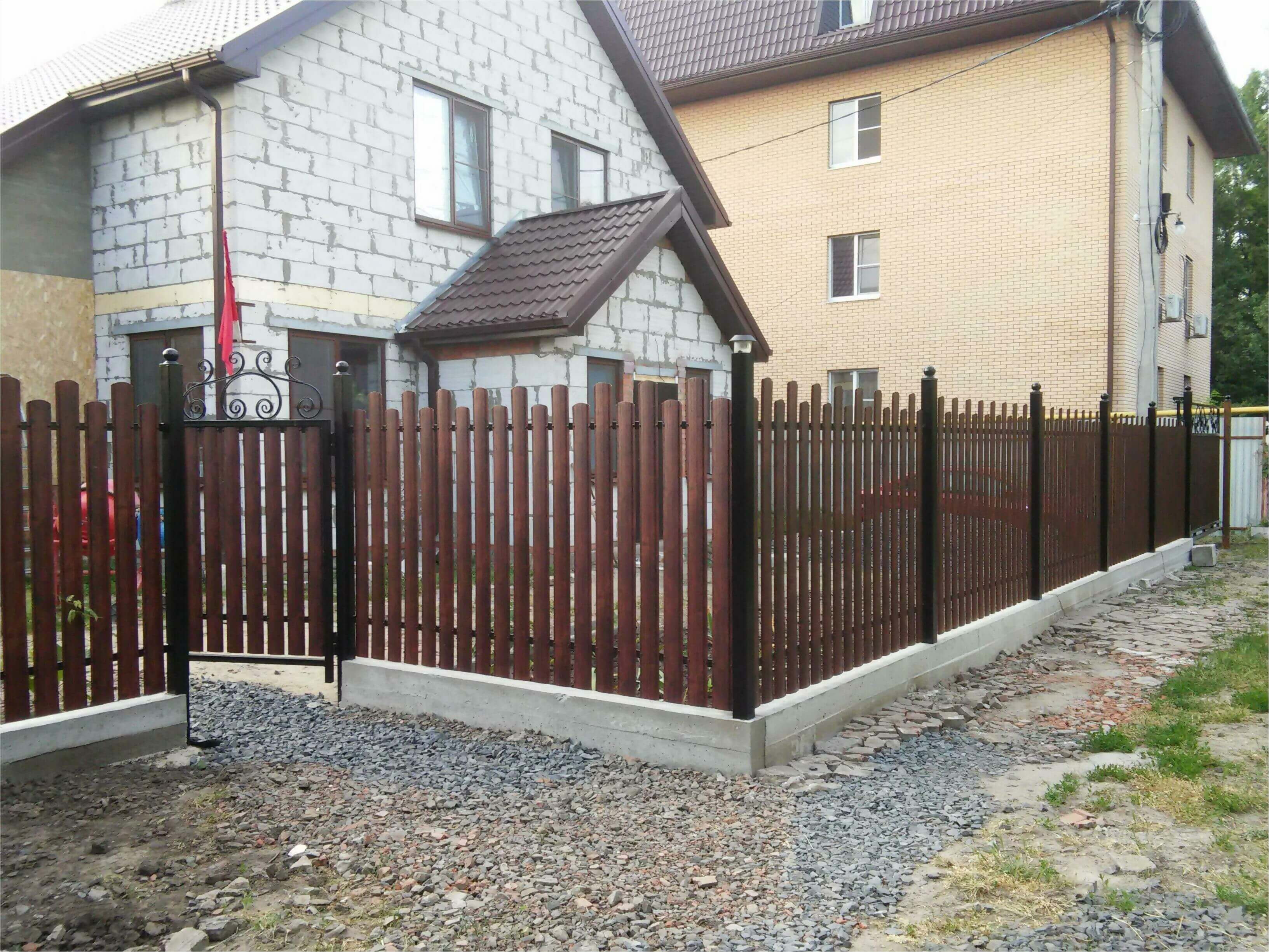 Забор из штакетника 90м фото5 в Новороссийске