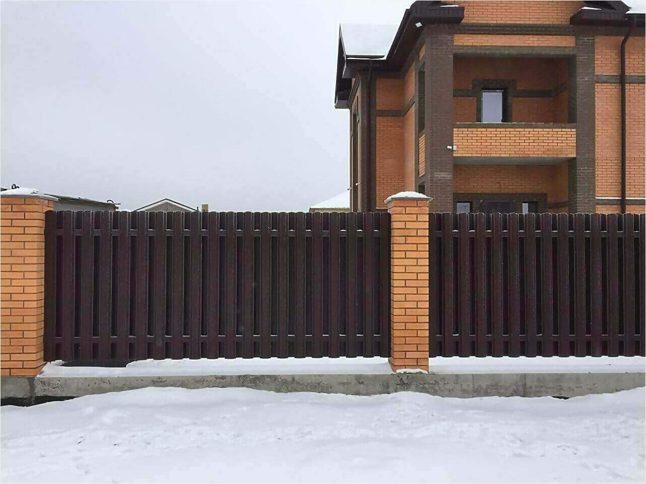 Забор из штакетника 95м фото6 в Новороссийске
