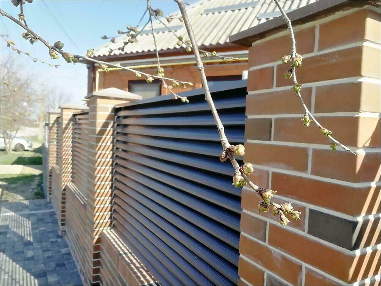 Забор-жалюзи 65м RAL7024 фото1 в Новороссийске
