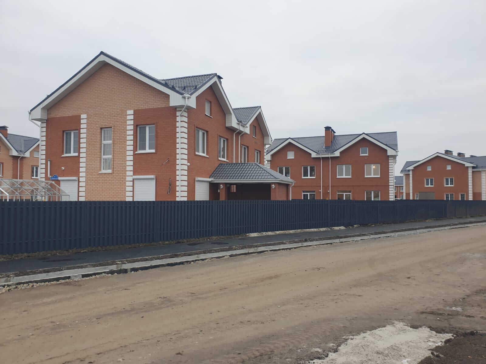 Забор из штакетника 230м Серый Графит фото6 в Новороссийске
