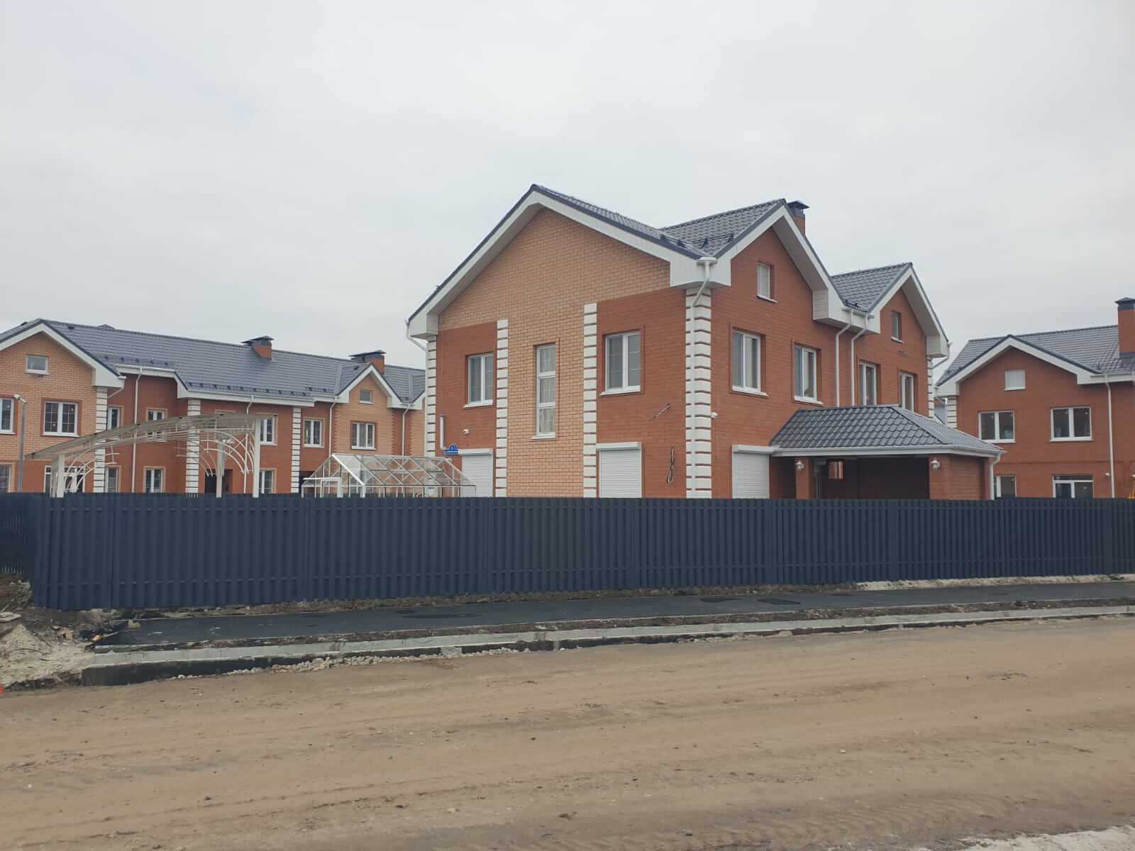 Забор из штакетника 230м Серый Графит фото3 в Новороссийске