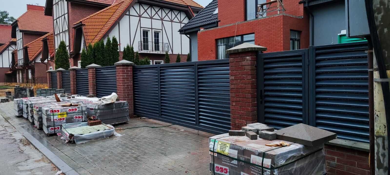 забор-жалюзи с ламелями эко-z ral7024 серый графит фото17 в Новороссийске