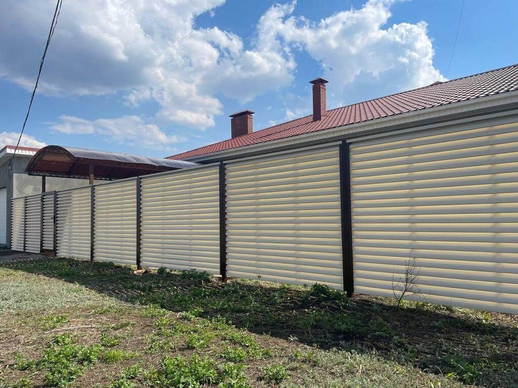 Забор из ламелей Еврожалюзи 25м RAL1015/1015 Слоновая Кость двусторонний в Новороссийске