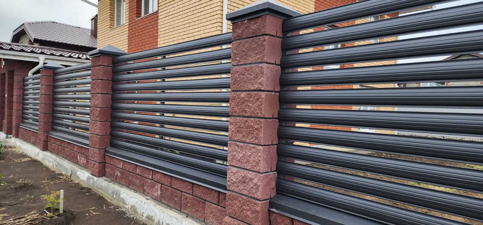 Забор-ранчо из штакетника 21м RAL7024/7024 Серый Графит МАТТЕ двусторонний в Новороссийске