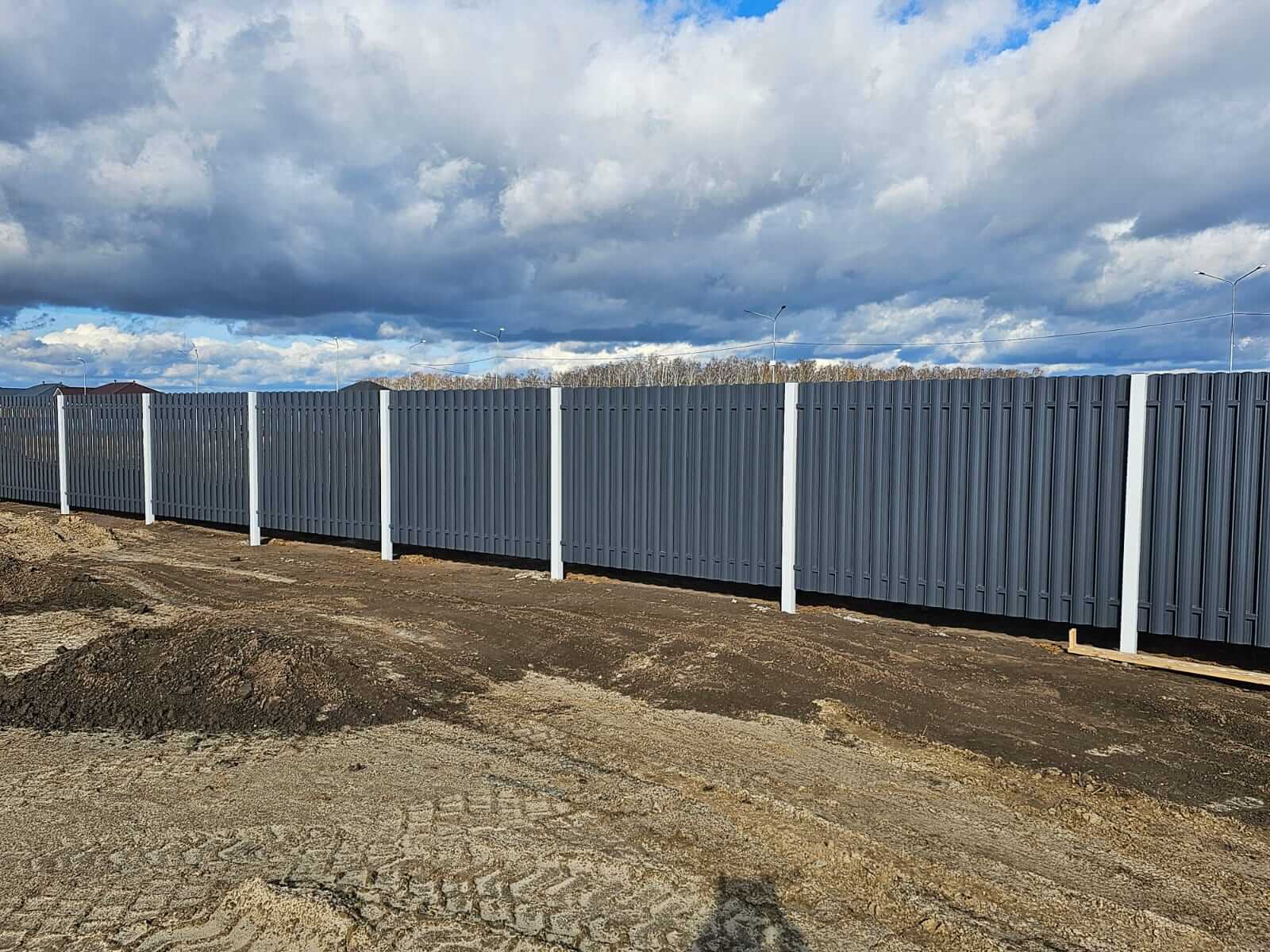 Забор из евроштакетника 234м RAL7024/7024 Серый Графит двусторонний фото 2 в Новороссийске