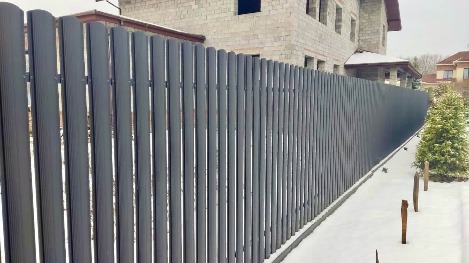 Забор из евроштакетника 33м RAL7024/7024 Серый Графит двусторонний МАТТЕ в Новороссийске