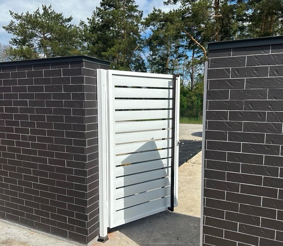 Калитка из металлопланкена RAL9003 Белый фото 4 в Новороссийске