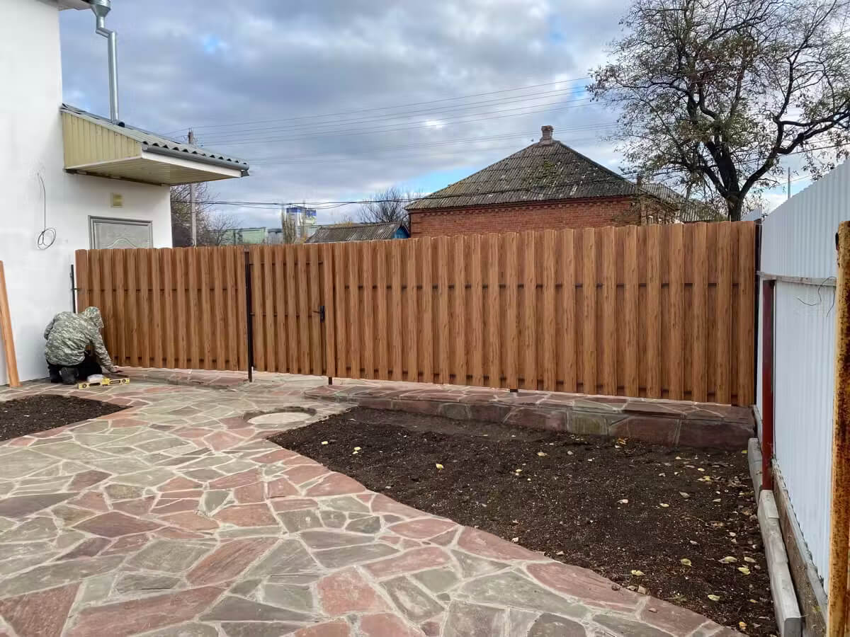 Забор из евроштакетника 7м Кипарис 2хPrintech двусторонний в Новороссийске