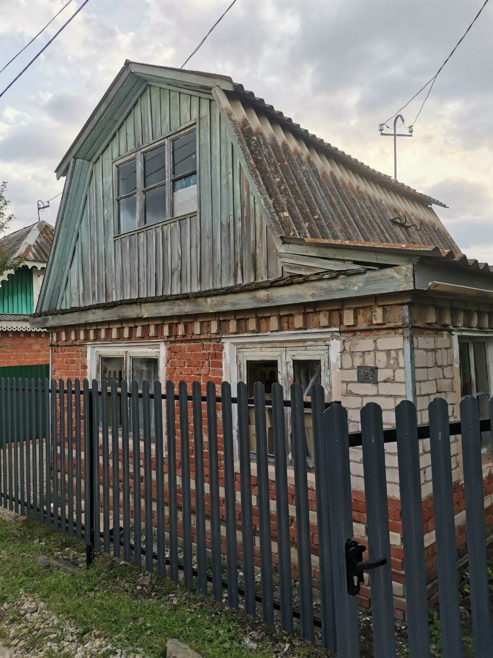 Забор из евроштакетника 7м RAL7024/7024 Серый Графит двусторонний фото 2 в Новороссийске