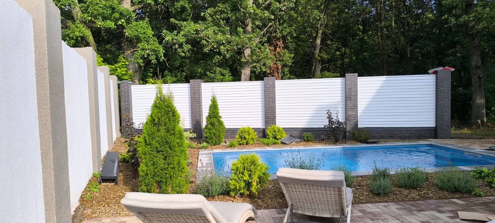 Забор-жалюзи из ламелей Хай-Тек 54м RAL9003 Белый фото 1 в Новороссийске