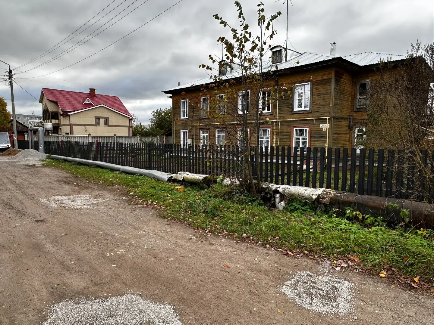 Забор из евроштакетника 63м Черное Дерево 3D Принтек фото 2 в Новороссийске