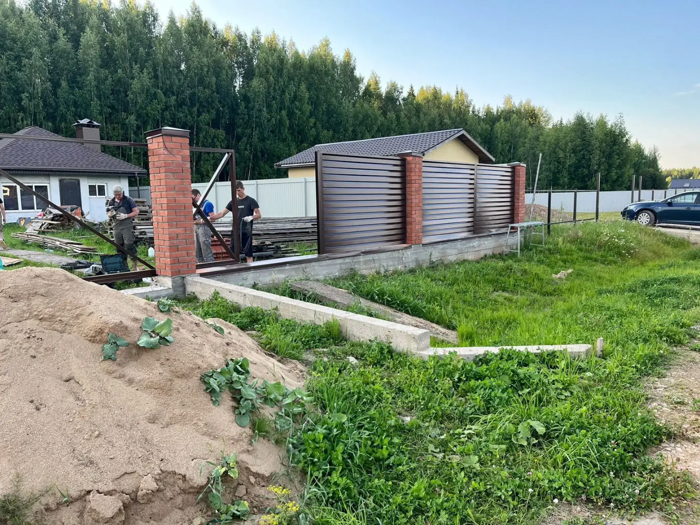 Забор-жалюзи из ламелей Хай-Тек 26м RAL8017/8017 Шоколад двусторонний фото 3 в Новороссийске