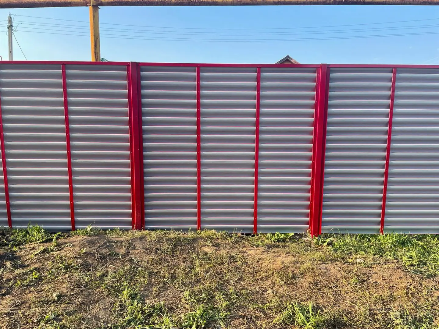 Забор-жалюзи из ламелей Еврожалюзи 24м RAL3003 Рубин фото 5 в Новороссийске